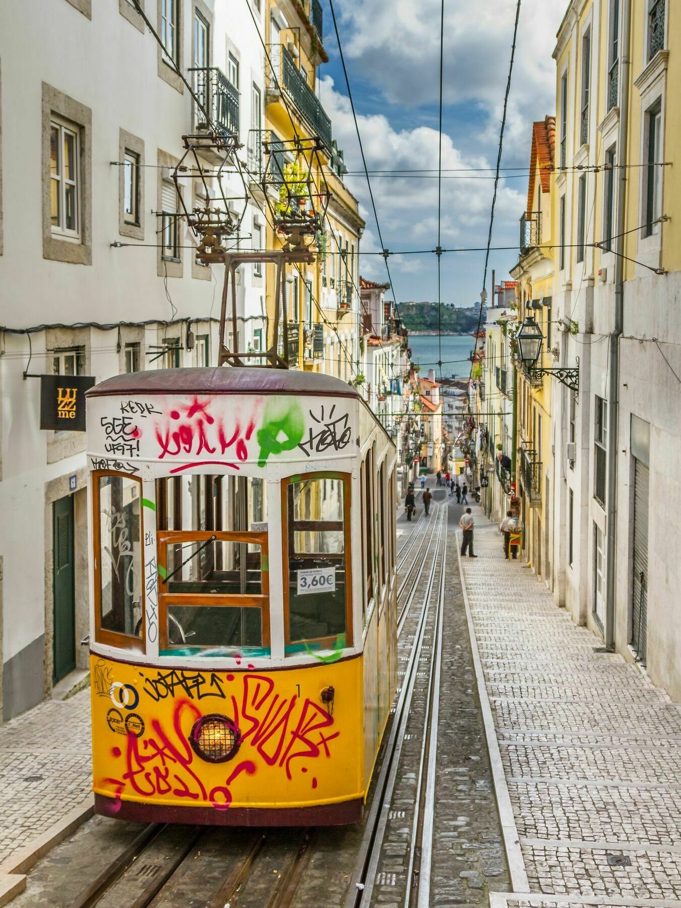 Flores 105 リスボン エクステリア 写真